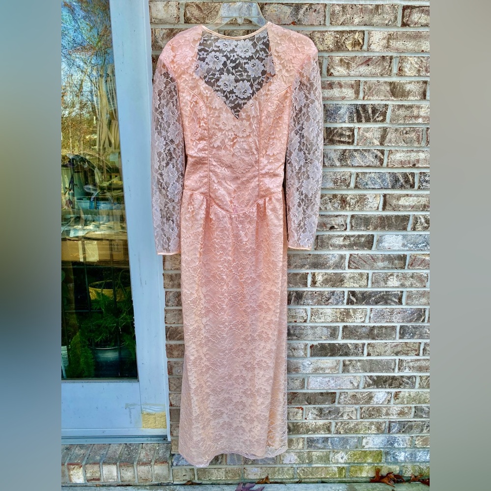 Peachy Light Pink Lace Vintage 1981 Alfred Angelo Bow Fulll Length Gown